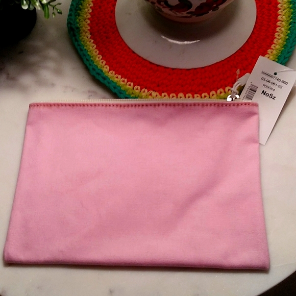 Make Up bag - Picture 2 of 3